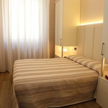 Hotel Piccinelli Rimini Exterior photo